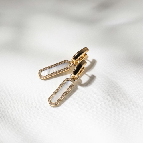 Link Mother Of Pearl Earring Charms Yellow gold plated
