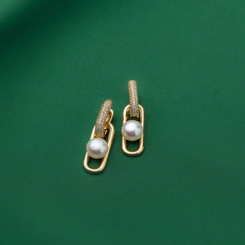 Fabulous Pearl Link Earrings set Yellow-gold plated