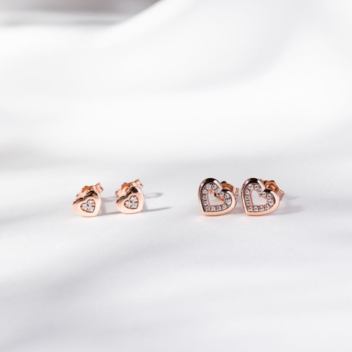 Petité Amour stud earrings rose gold plated